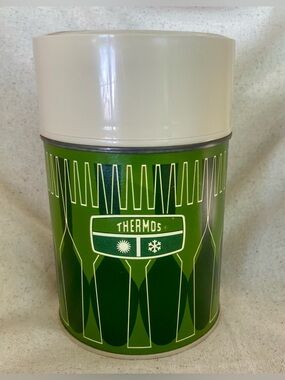 Vintage 1971 King Seeley Thermos Bottle